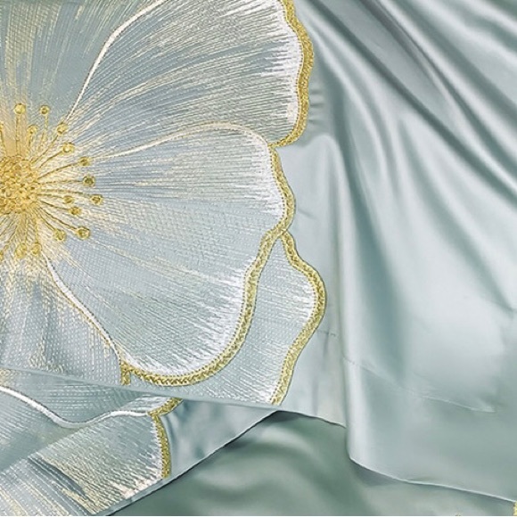 Bedding sheets - Picture 2 of 5